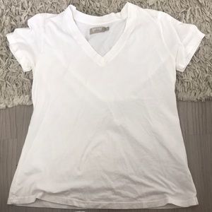 Basic white v neck tee